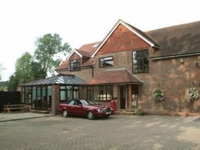 Gatwick House Hotel Horley Exterior photo
